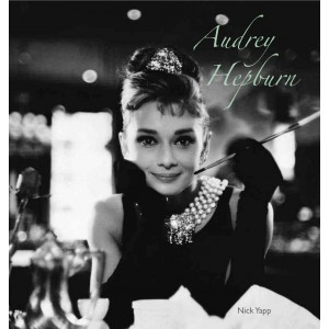 LIBRO-AUDREY-HEPBURN-ICONA-STILE