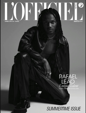 L'OFFICIEL-ITALIA-SUMMER-2025-GIUGNO-NR-62-COVER-1