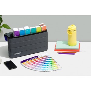 Pantone® PORTABLE GUIDE STUDIO 